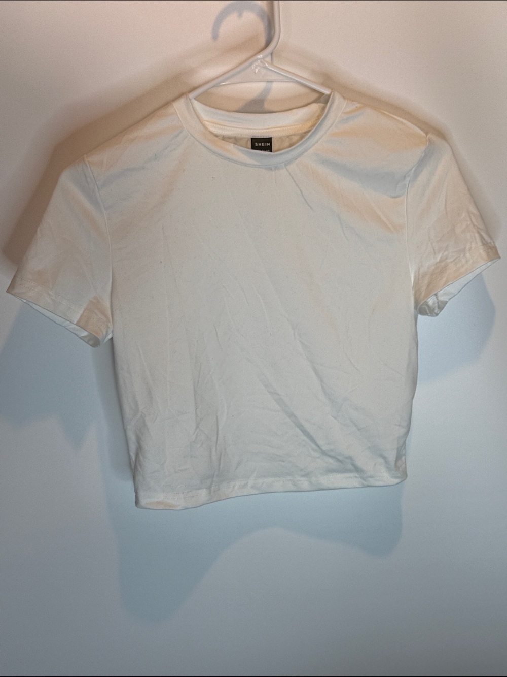 SHEIN White Short Sleeve Crew Neck cropped Tee Size: S